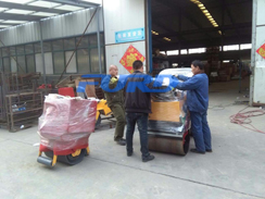 福瑞得機(jī)械座駕壓路機(jī)，手扶壓路機(jī)包裝發(fā)貨