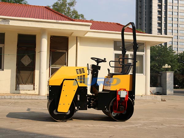 關(guān)于小型壓路機(jī)變速箱的保養(yǎng)知識(shí)你知道多少？